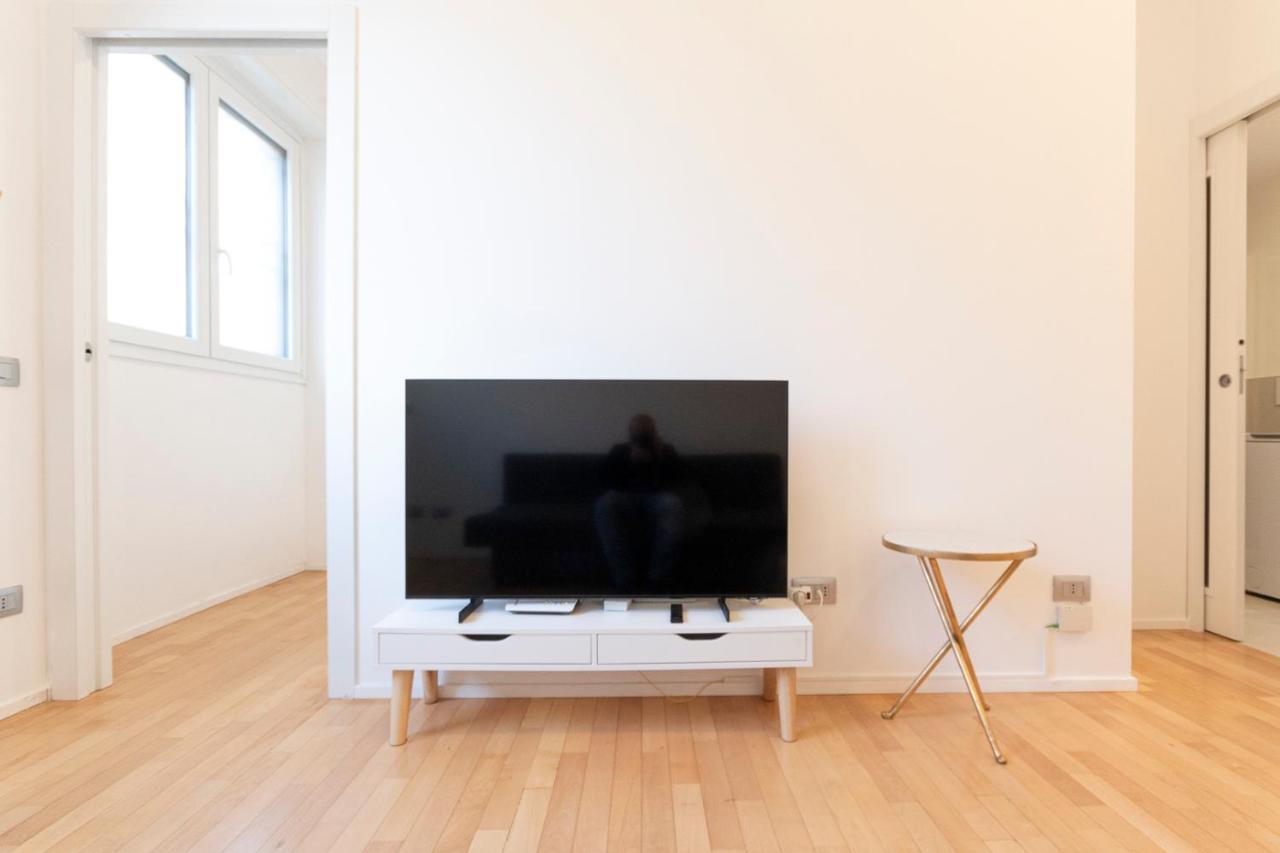 Arena Apartment Milan Bagian luar foto