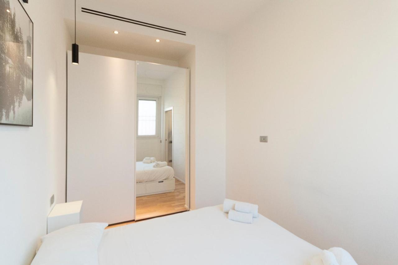 Arena Apartment Milan Bagian luar foto